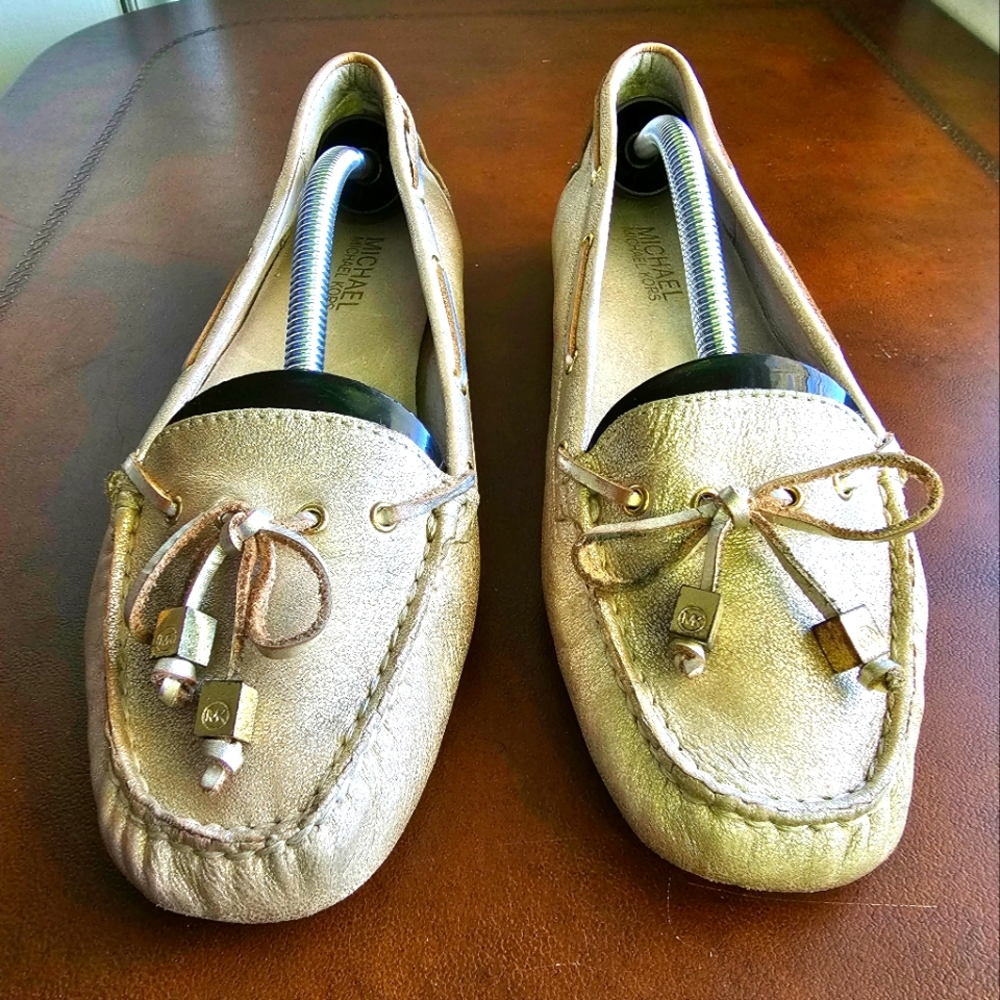 MICHAEL KORS Gold Metalic Flats Loafers size 7.5